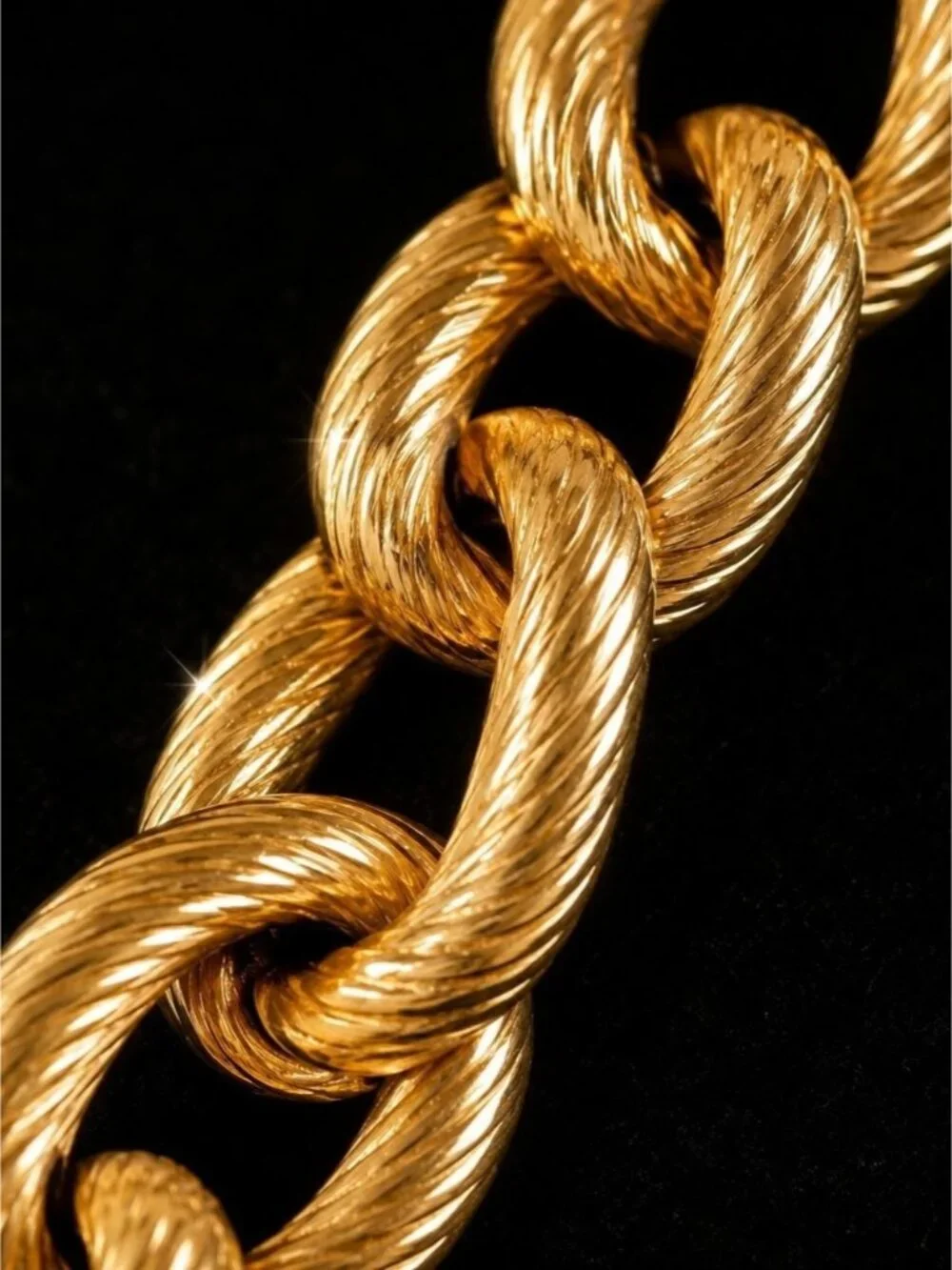 Gold Chunky Link Necklace